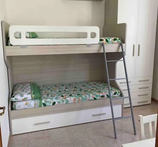 La Casa Di Zio Gio * Marina di San Gregorio